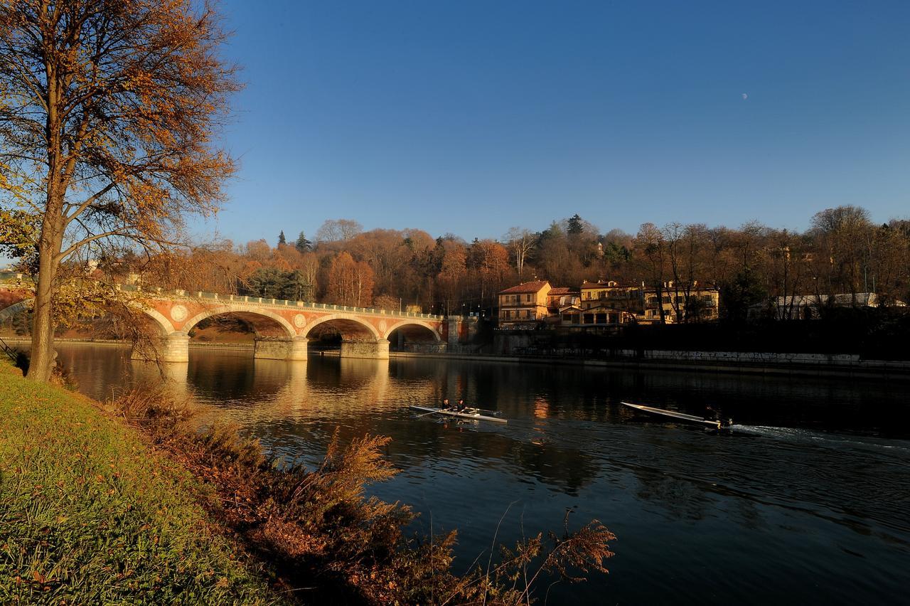トリノ Il Pane E Le Rose Bed & Breakfast エクステリア 写真